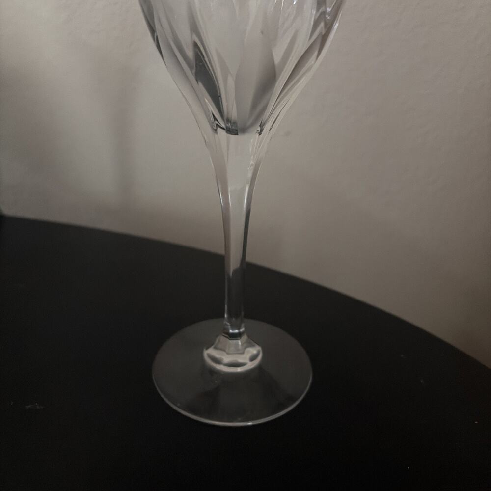 MIKASA CRYSTAL FLAME D'AMORE WINE GLASS 9 Inches Replacement - Picture 3 of 7